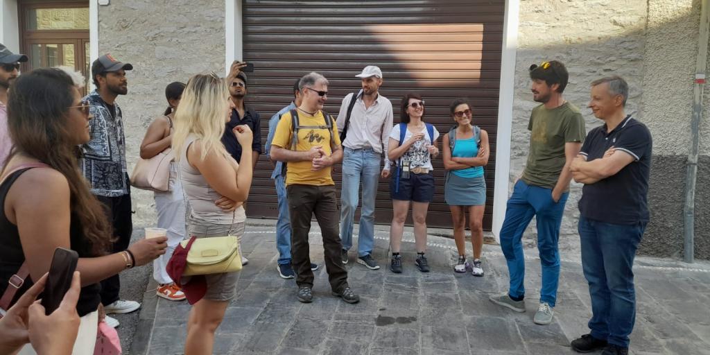 2_Mendatica_con il sindaco_15-07 mattino.jpg